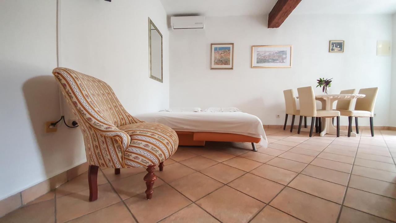 Apartments Obala Bol Extérieur photo
