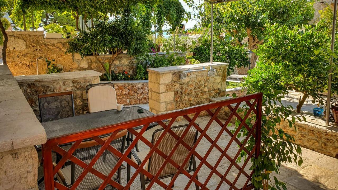 Apartments Obala Bol Extérieur photo