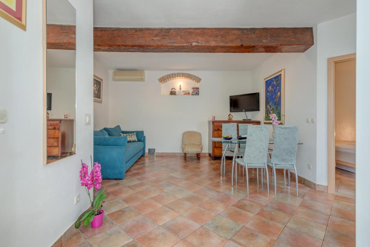Apartments Obala Bol Extérieur photo