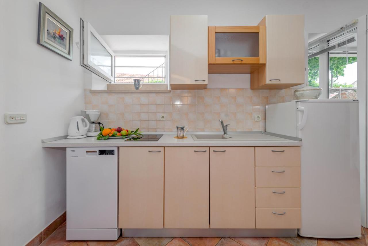 Apartments Obala Bol Extérieur photo