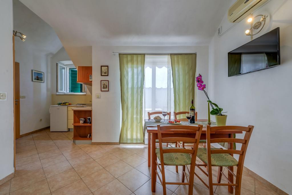 Apartments Obala Bol Extérieur photo