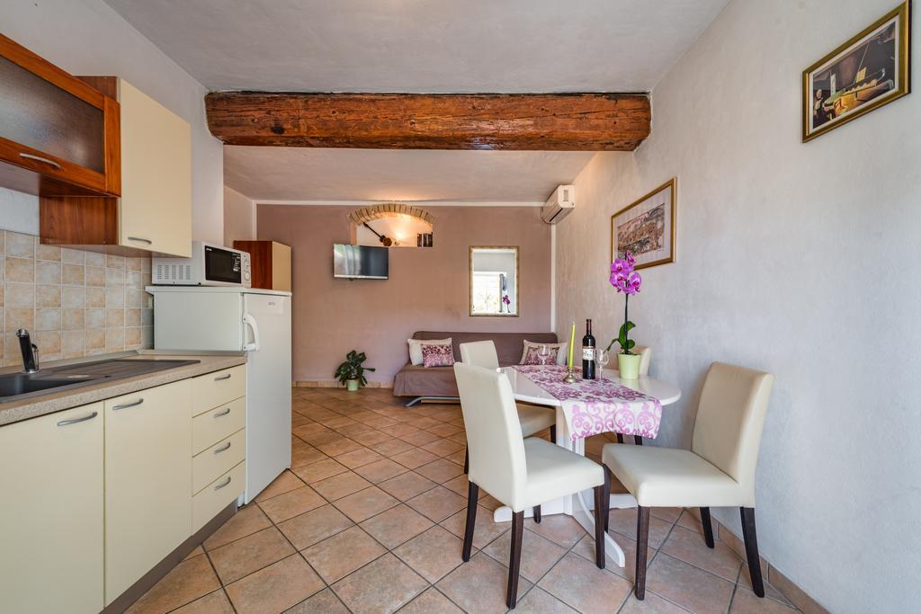 Apartments Obala Bol Extérieur photo